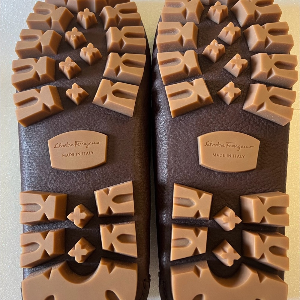 Salvador’s Feragamo Men’s Shoes, Brand New, Size 9 - image 5